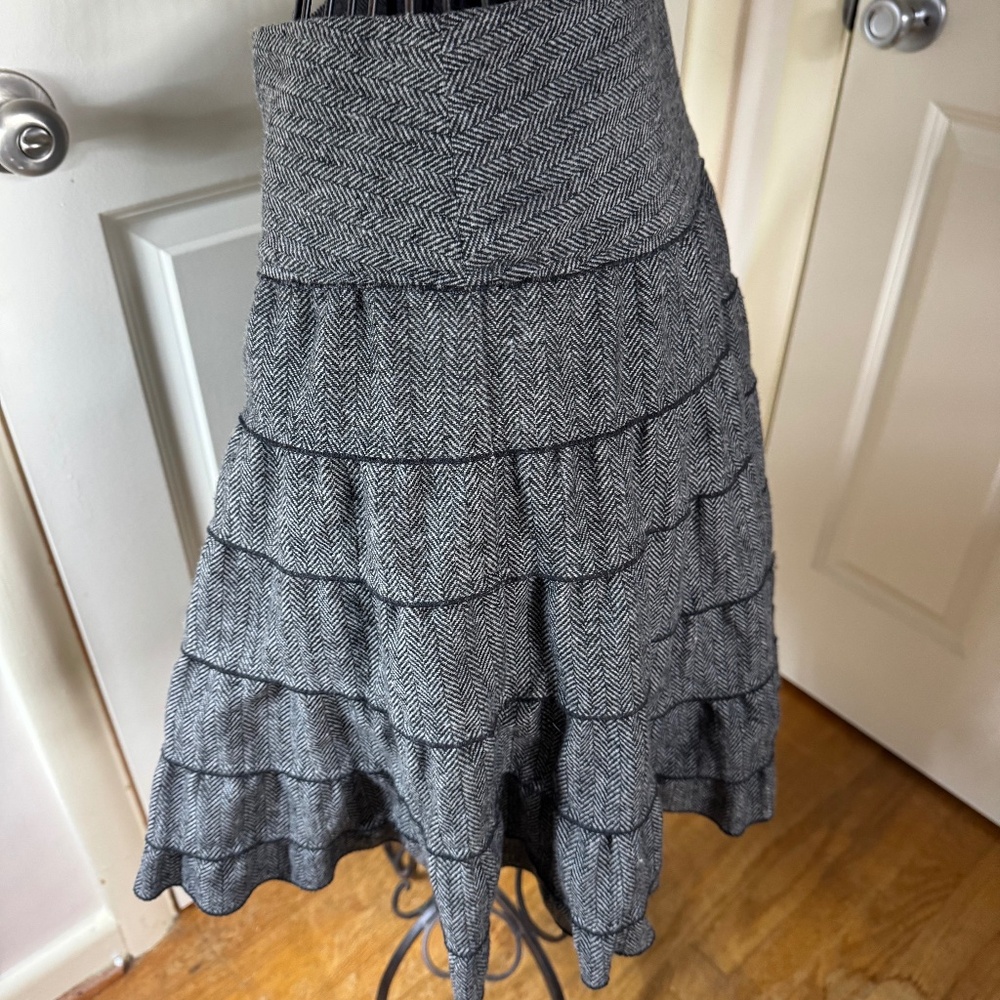 FREE PEOPLE herringbone Ruffle Tiered Skirt Gray grey BLACK wool RUFFLE 4